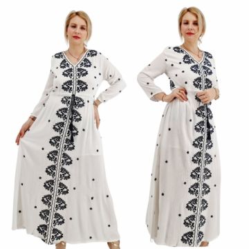 Rochie Traditionala cu broderie Sabina 3