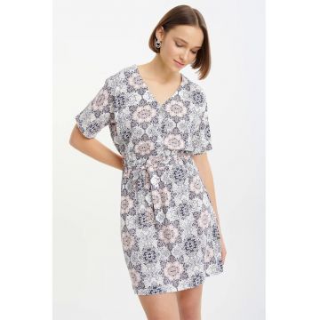 Rochie evazata cu imprimeu floral