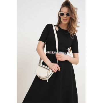 Rochie midi evazata