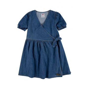 Rochie din denim cu croiala petrecuta