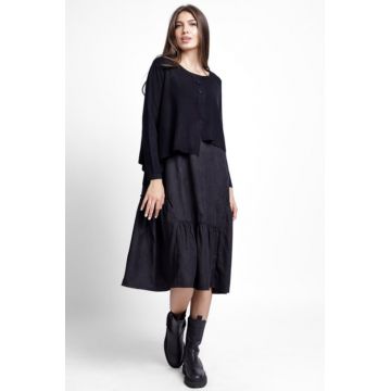 Rochie catifelata suprapusa, cu puloveras in colturi cu nasturi mari, neagra