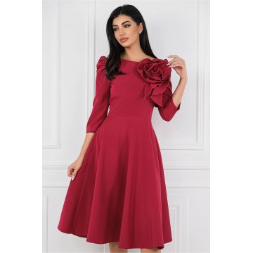 Rochie MBG magenta cu floare maxi pe bust