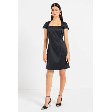 Rochie satinata cu croiala in A