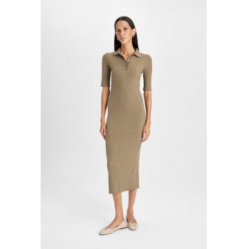 Rochie midi cu aspect striat