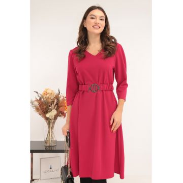 Rochie midi evazata roz-grenadine cu o curea in talie