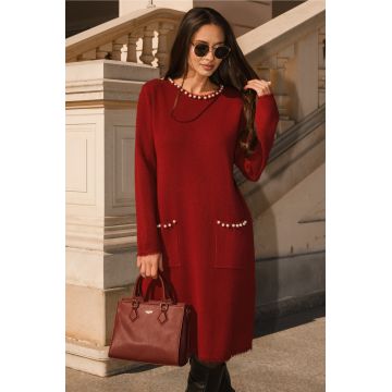 Rochie din tricot burgundy cu perle la decolteu si buzunare