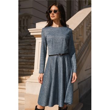 Rochie DY Fashion office din tricot bleu cu croi clos si curea in talie