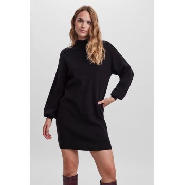 Rochie-pulover lejera cu guler inalt