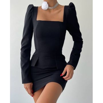 Rochie scurta cu maneci lungi