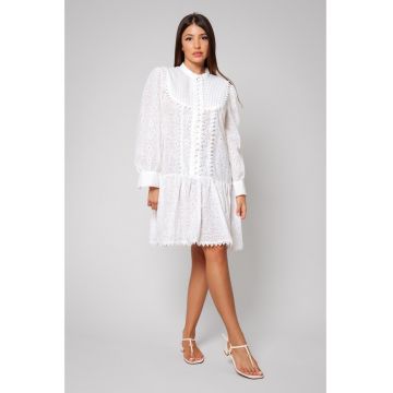 Rochie cu broderii - maneci bufante si guler