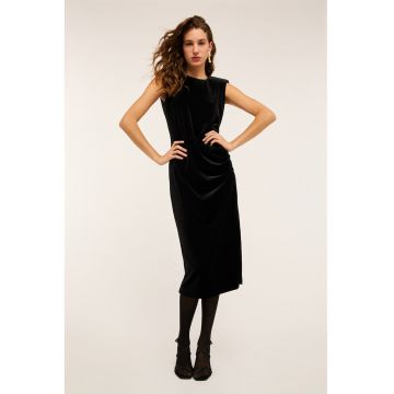 Rochie de catifea fara maneci