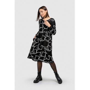 Rochie lejera cu buzunare laterale