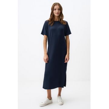 Rochie midi cu croiala lejera