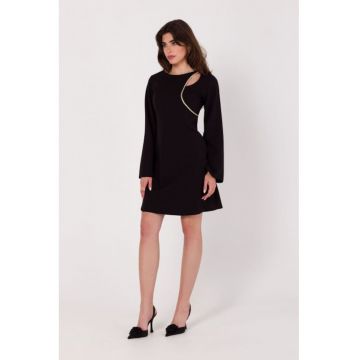 Rochie cu decolteu in forma de lacrima -