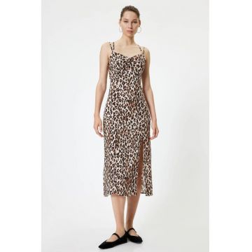 Rochie midi cu animal print si slit frontal