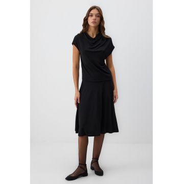 Rochie midi cu decolteu drapat