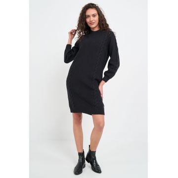 Rochie-pulover lejera cu torsade