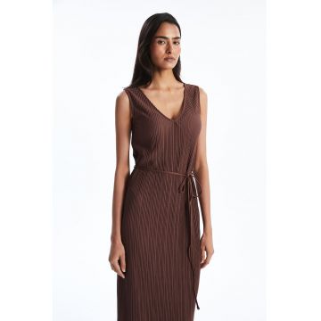 Rochie midi striata cu decolteu in V