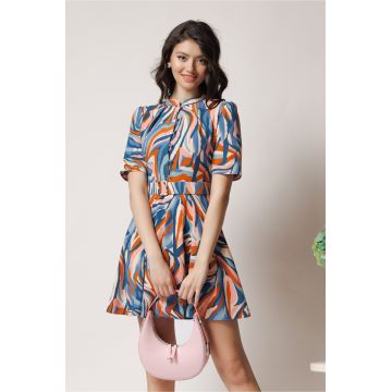 Rochie DY Fashion scurta de zi din triplu voal albastra cu imprimeu orange si curea in talie