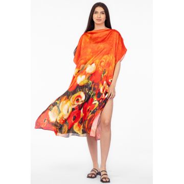 Rochie de plaja lunga tip poncho din matase cu imprimeu floral pe fond portocaliu